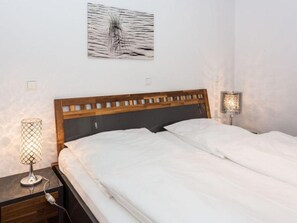 2 室のベッドルーム、アイロン / アイロン台、WiFi、ベッドシーツ