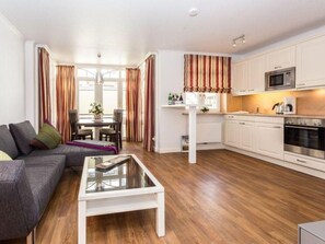 TV, DVD player - Residence Bismarck, Whg. 6 - Residence Bismarck (Sylt)