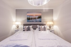 2 soverom, strykejern/-brett, wi-fi og sengetøy