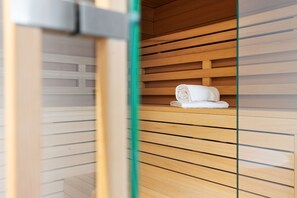 Sauna - Ferienhaus Dünemwai Miarwüfki - Stilvoll. Reet. Kamin. - Ferienhaus Dünemwai "miarwüfki" - Objekt-id (Sylt)
