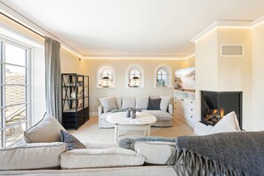 Nicht klassifiziertes Bild, 2 von 83, Schaltfläche