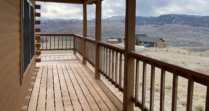 Aviators Landing at Jim Mountain