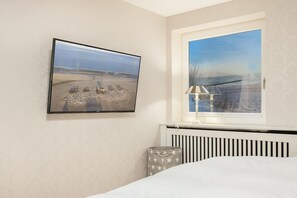 2 bedrooms, iron/ironing board, WiFi, bed sheets - Wellness. Stylish. Keitum. - House Süderhof (Sylt-Ost)