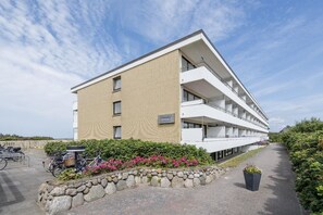 Imagen sin descripción, 4 de 37, botón