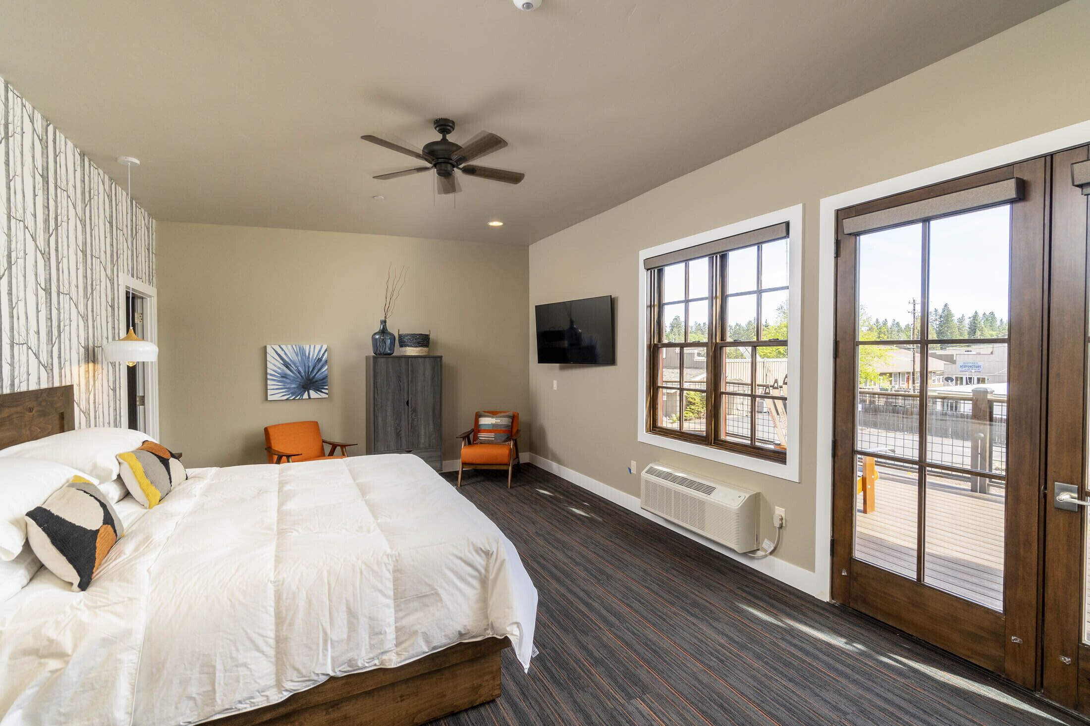 room | down duvets, soundproofing, free wifi, bed sheets