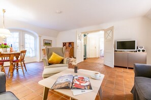 TV - Central. Close to the beach. Cozy. - Friesenhaus Käpt'n Hahn (Sylt)