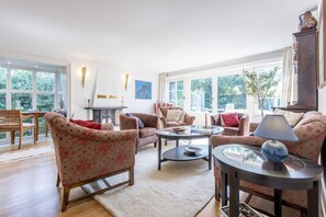 TV, DVD player - House Hideaway - Idyllic. Quiet. Cozy. (Sylt)