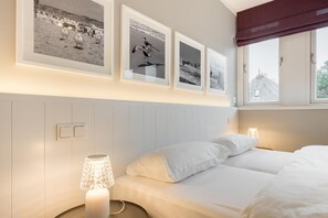 3 chambres, fer et planche à repasser, Wi-Fi, draps fournis