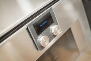 Unclassified image, 2 of 49, button