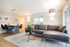 Imagen sin descripción, 4 de 49, botón