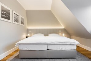 3 bedrooms, iron/ironing board, WiFi, bed sheets - Westerhörn 35 Whg. Min Lek - Friesenhaus. Luxurious. Stylish. (Sylt-Ost)
