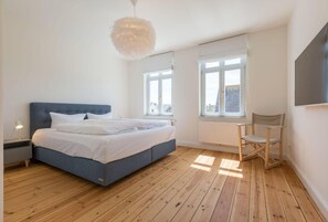 4 Schlafzimmer, Bügeleisen/Bügelbrett, WLAN, Bettwäsche