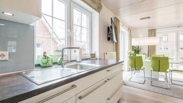 Kühlschrank, Ofen, Herdplatte, Geschirrspüler