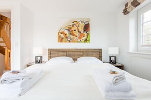 2 habitaciones, tabla de planchar con plancha, wifi y ropa de cama