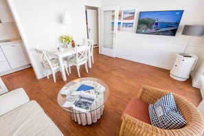 Unclassified image, 5 of 29, button - Haus Dünenburg, Whg. 24 - Gemütlich. Zentral. Strandnah. - Objekt-id: Hdb/24 (Sylt)