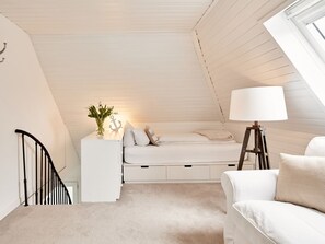 صورة غير مصنفة، 5 من 17، زرّ