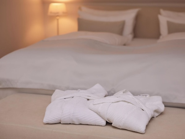 Unclassified image, 1 of 17, button