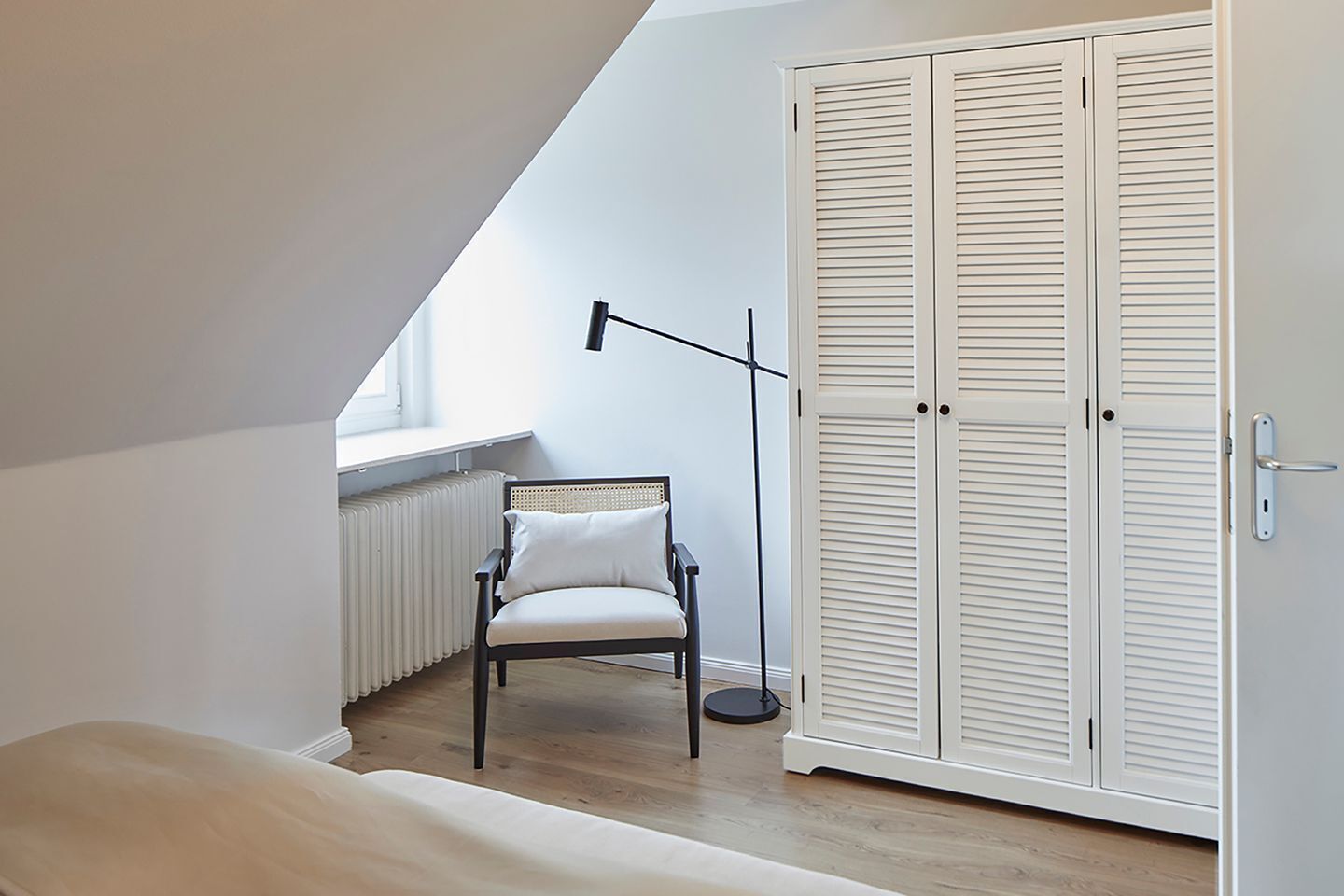 2 chambres, coffres-forts dans les chambres, fer et planche à repasser