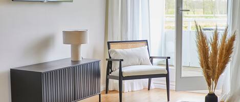 Fernseher, Stereoanlage