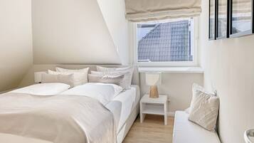 2 bedrooms, in-room safe, iron/ironing board, WiFi