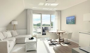 صورة غير مصنفة، 4 من 10، زرّ