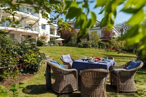 Imagem sem classificação, 3 de 9, botão