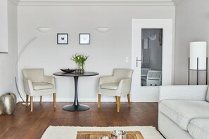 Imagen sin descripción, 5 de 9, botón