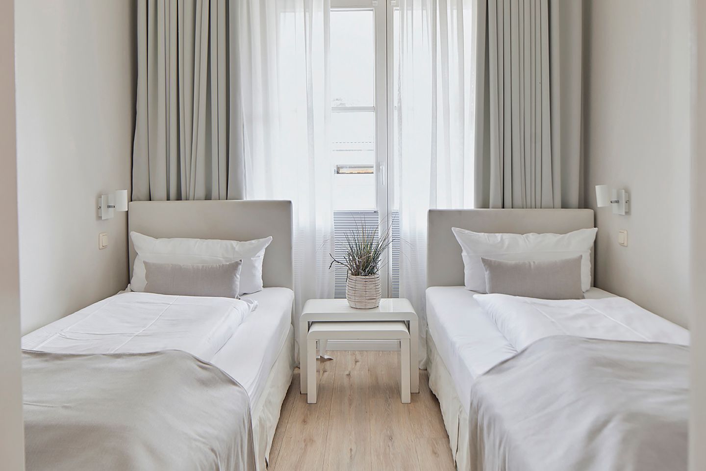 2 dormitorios, caja fuerte, tabla de planchar con plancha y wifi