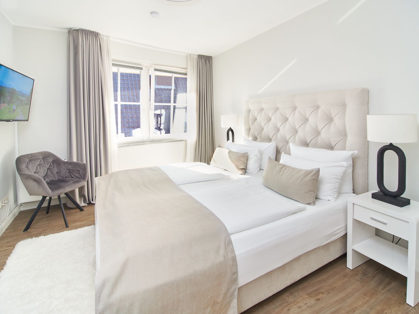 2 間睡房、房內夾萬、熨斗/熨衫板、Wi-Fi