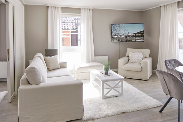 Imagen sin descripción, 1 de 12, botón