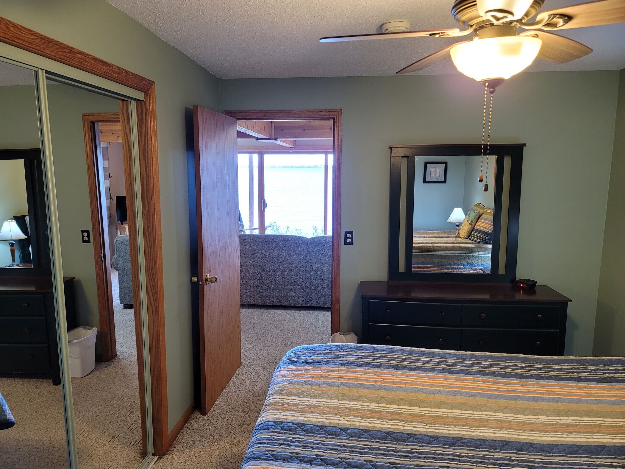 1 bedroom, desk, iron/ironing board, free WiFi