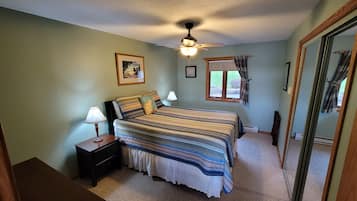 1 chambre, bureau, fer et planche à repasser, Wi-Fi gratuit