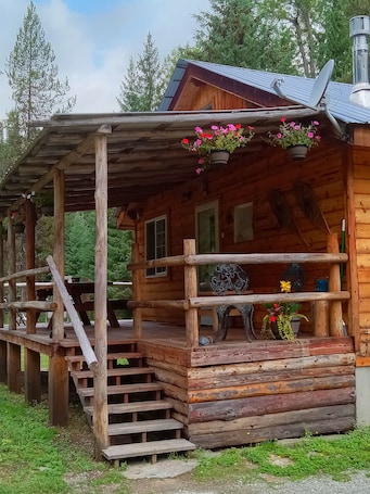 Exterior. Yaak, Montana, Remote Northwest Rocky Mountain Cabin, 50 miles north of Troy, MT
