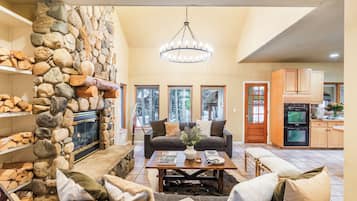 Smart TV, fireplace, offices