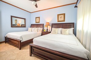 3 bedrooms, iron/ironing board, travel cot, free WiFi - Veranda 1H 3 bdr Garden View in Los Suenos (Playa Herradura)