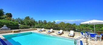 Villa Dimitris - Vacation villa with private pool on Corfu, Greece