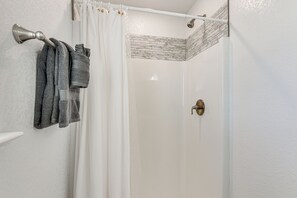 Free toiletries, hair dryer, towels - 1 Min Walk to Beach: A Surfside Beach Favorite! (Surfside Beach)