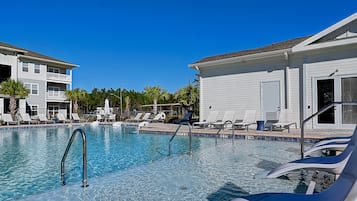 Piscina a l'aire lliure