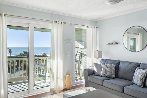 2023 Updates! 3rd Floor Condo w/Amazing Ocean View! Pool & Pier Access!