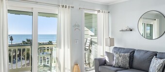 2023 Updates! 3rd Floor Condo w/Amazing Ocean View! Pool & Pier Access!