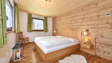 2 habitaciones, wifi gratis y ropa de cama