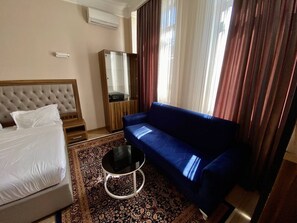 Room - Resident hotel (Bishkek)
