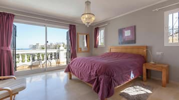 3 sovrum, strykjärn/strykbräda, gratis wi-fi och sängkläder