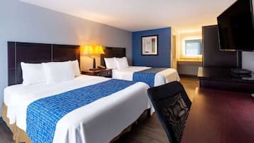 Kamar, 2 Tempat Tidur Queen, Bebas Asap Rokok | Seprai premium, bantalan ekstra lembut, dan tirai kedap cahaya