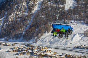 Snow and ski sports