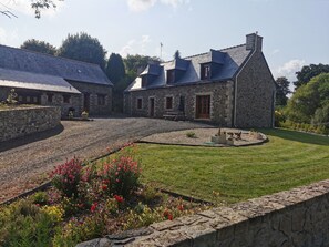 Exterior - A haven of peace in the Merlet valley (La Méaugon)