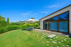 Family Apartment, 2 Bedrooms, 2 Bathrooms, Mountainside (Francigena 6) | Outdoor dining - Francigena Apartments (Castelfiorentino)