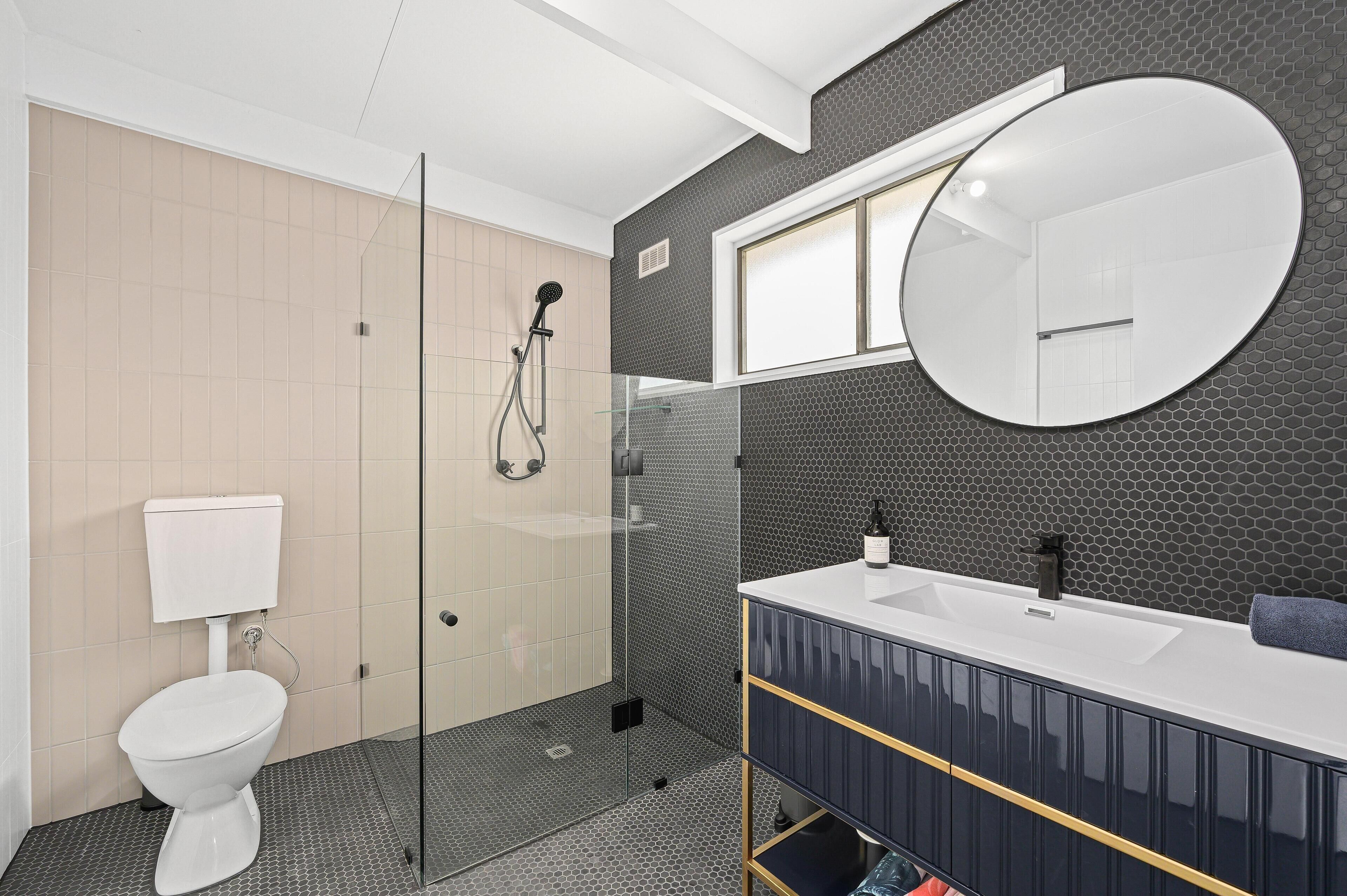 The HardyOne ~ Aldinga Beach - Stunning Abode in Serene Silver Sands — image 17