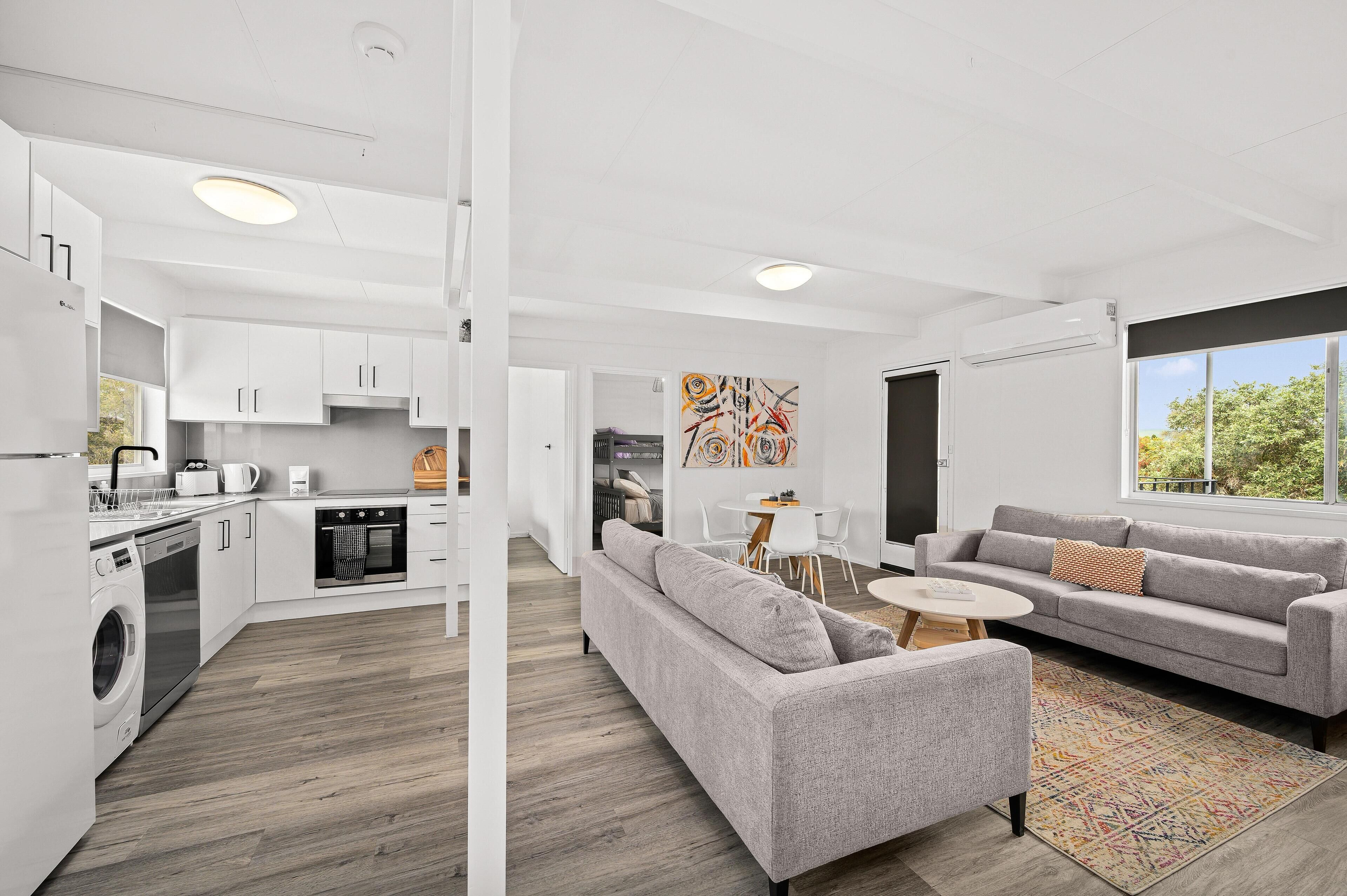 The HardyOne ~ Aldinga Beach - Stunning Abode in Serene Silver Sands — image 19