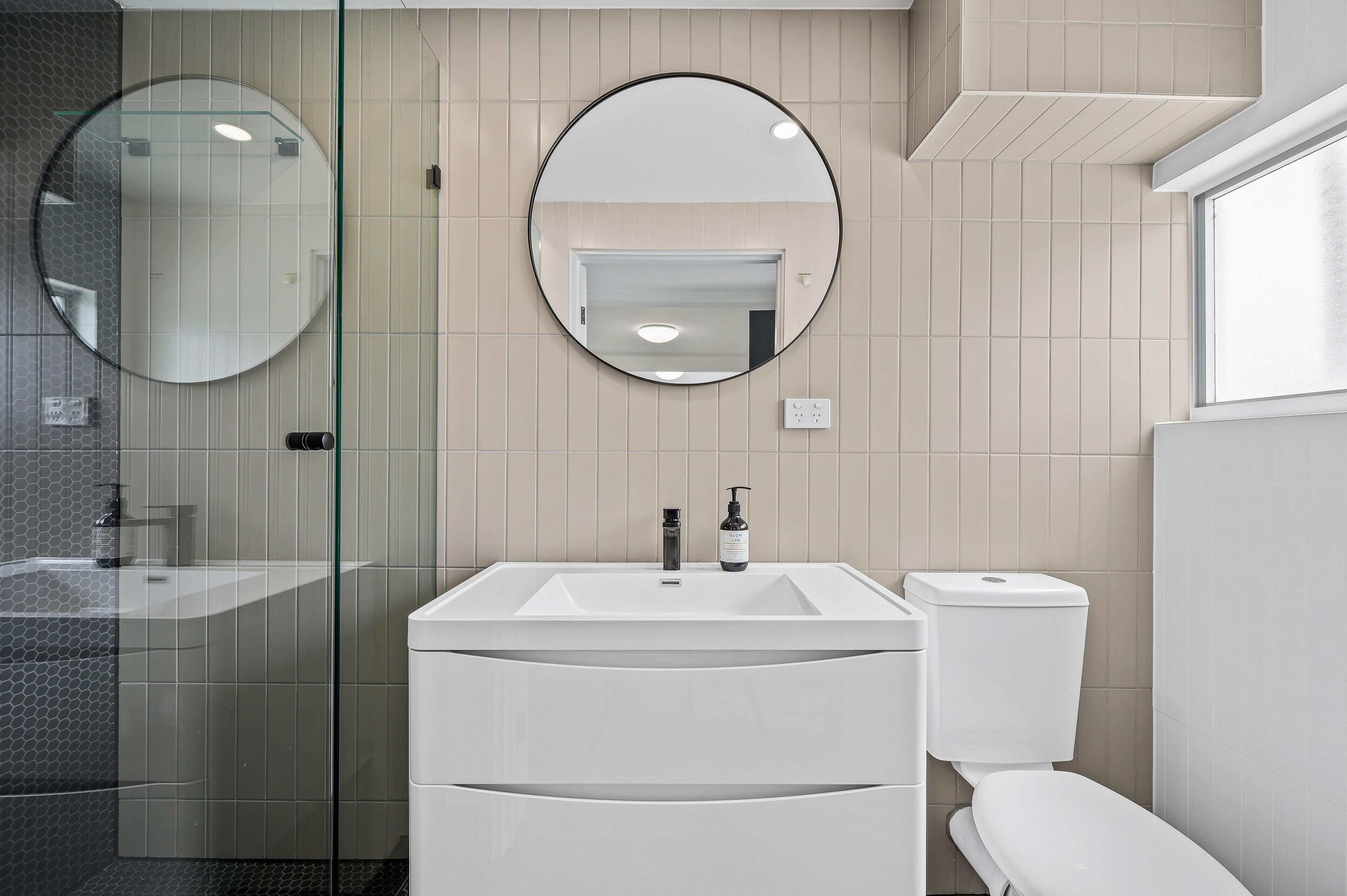 The HardyOne ~ Aldinga Beach - Stunning Abode in Serene Silver Sands — image 28